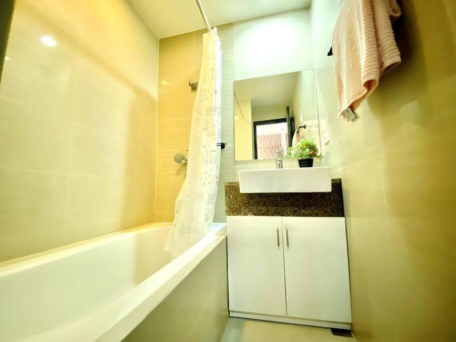 One Pacific Residences Punta Engano  Экстерьер фото